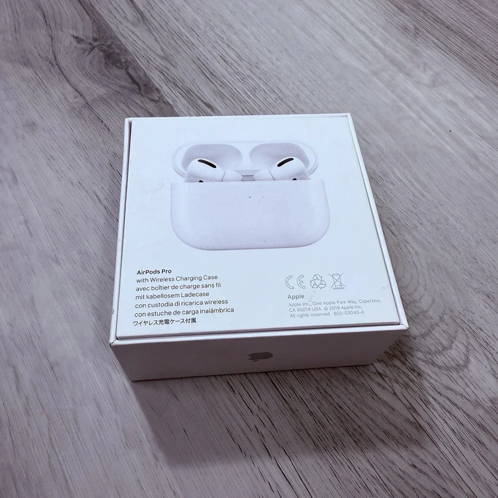 Apple AirPods Pro 1st Gen Empty Box Only Wireless Charging Case MWP22AM/A